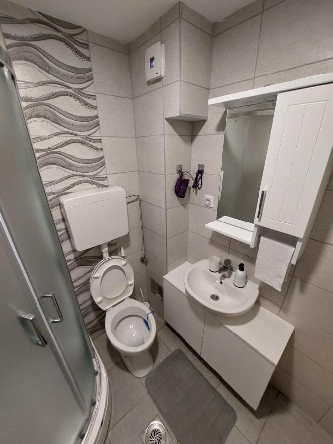 Apartman Muzika Jagodina Buitenkant foto