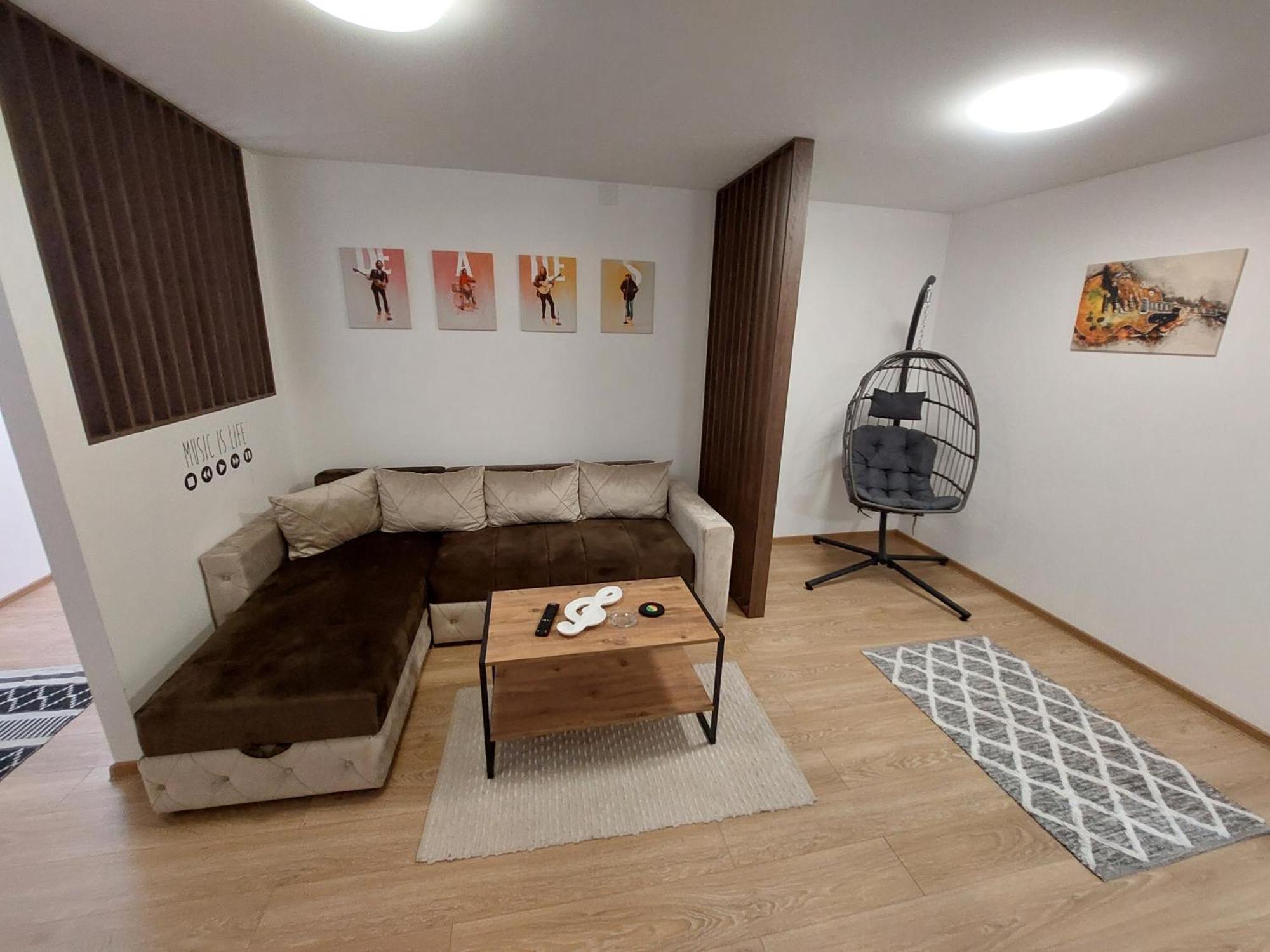 Apartman Muzika Jagodina Buitenkant foto